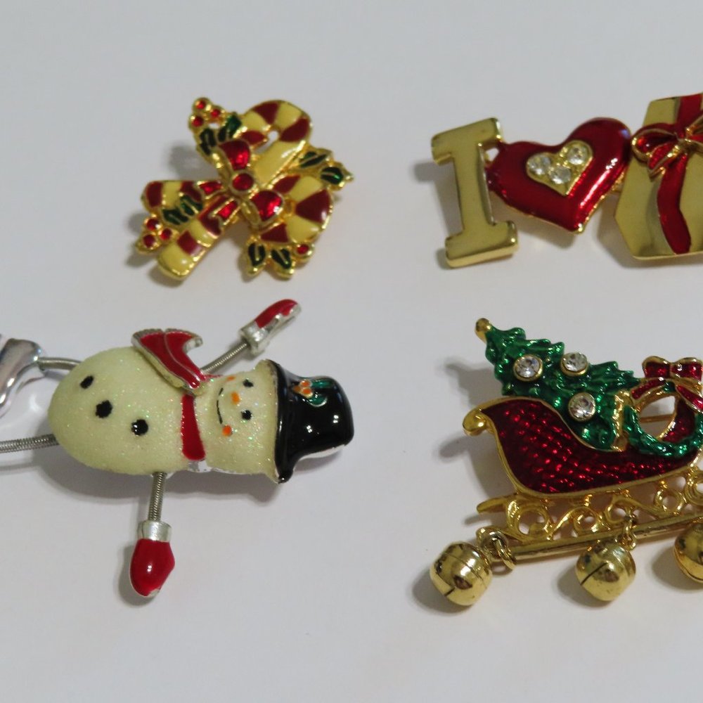 Vintage Enameled Christmas holiday brooch lot of 4